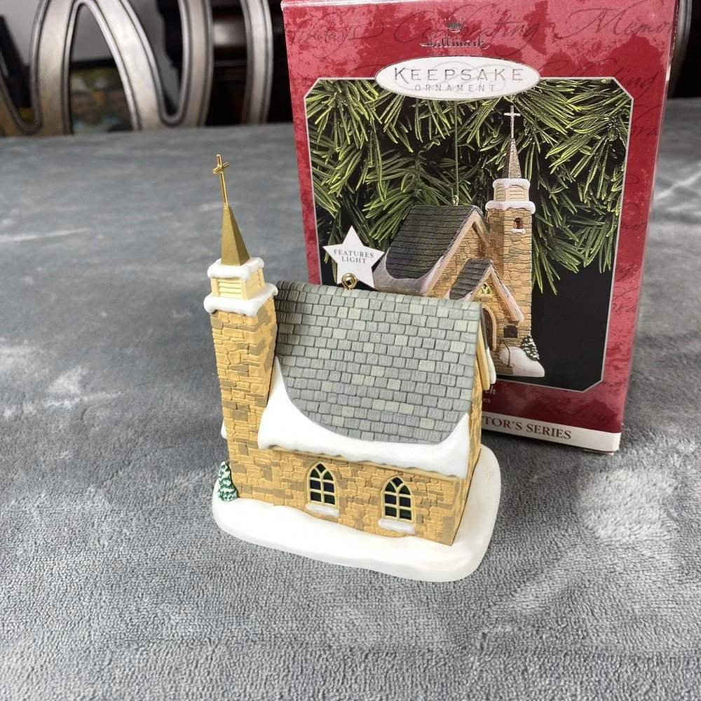 Hallmark Keepsake Ornament Candlelight Services Series The Stone Church 1998